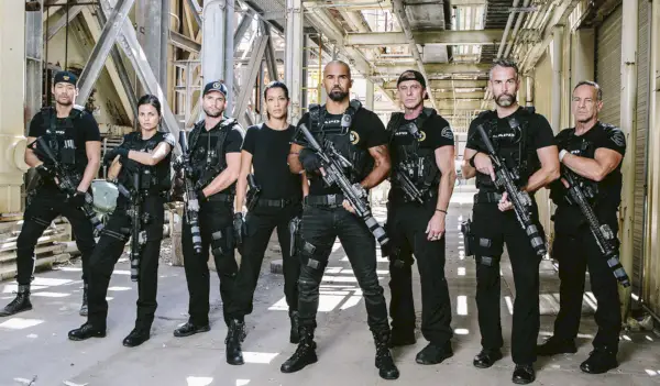 Énorme S.W.A.T. La Réunion rassemble les stars passées et présentes