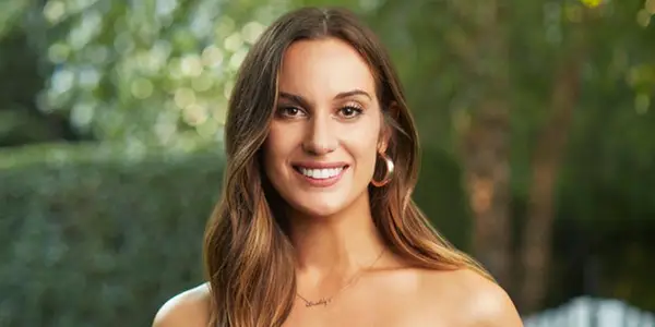 Zomerhuis: Hannah Berner's relatiegeschiedenis vóór verloving met des bishop
