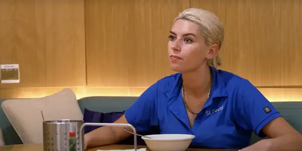 Hvad skete der med Camille Lamb efter under dæk sæson 10?