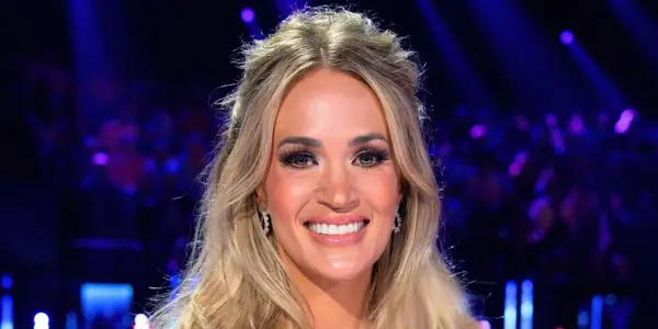 Carrie Underwood ha demostrado siete veces que le encantaba ser una jueza de ídolo estadounidense (no creas en la negatividad)