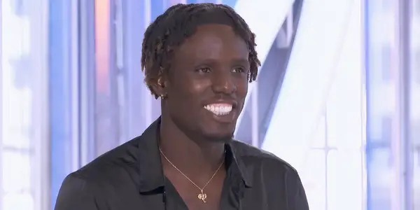 Jamal Roberts, vencedor do American Idol, revela que não recebeu seu prêmio de US $ 250.000
