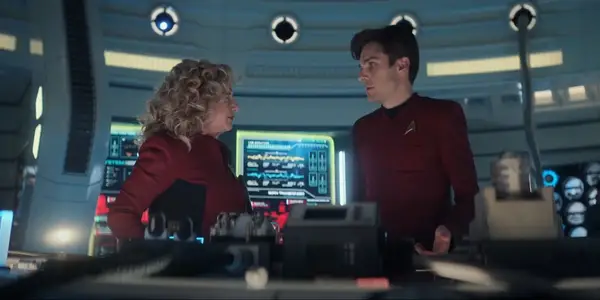Ik ben geschokt over hoe de première van Strange New Worlds seizoen 3 Scotty's echte Star Trek -oorsprong was
