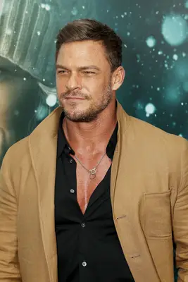 Headshot Of Alan Ritchson In The New York Premiere of Lionsgate