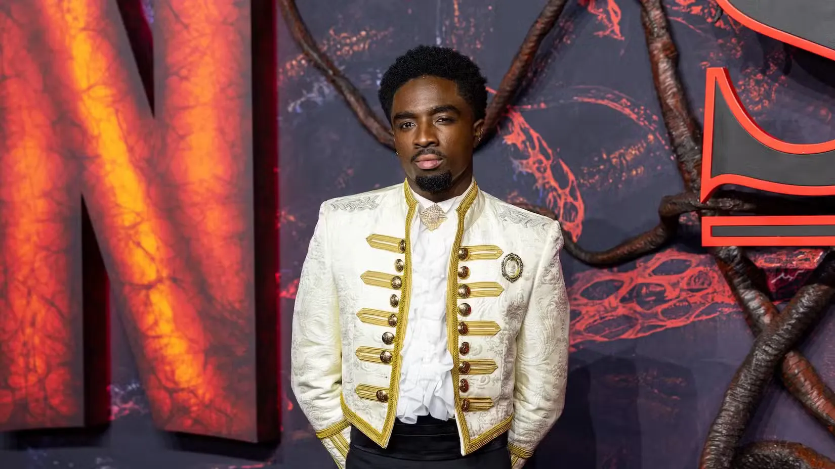 Калеб Маклафлін на прем'єрі 5 сезону 