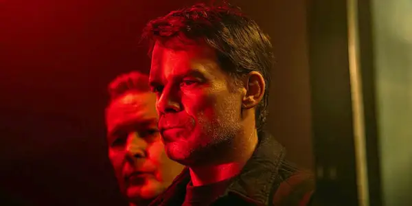 El villano de regreso de Dexter puede repetir el peligroso giro del pasajero oscuro durante 14 años