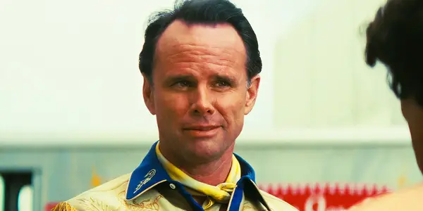 Fans van Stephen King's sci-fi meesterwerk moeten kijken naar de hit 93% RT-serie van Walton Goggins