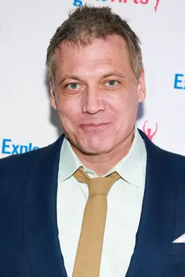 Headshot Of Holt McCallany