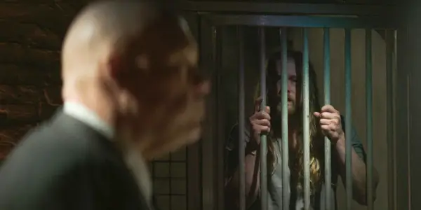 Dove conosci Adam in Daredevil: Nato di nuovo da
