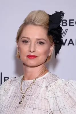 Headshot Of Katherine LaNasa