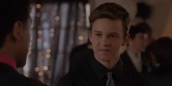 Proč byl Ty Panitz nahrazen Gavin Macintosh jako Parker v Bones