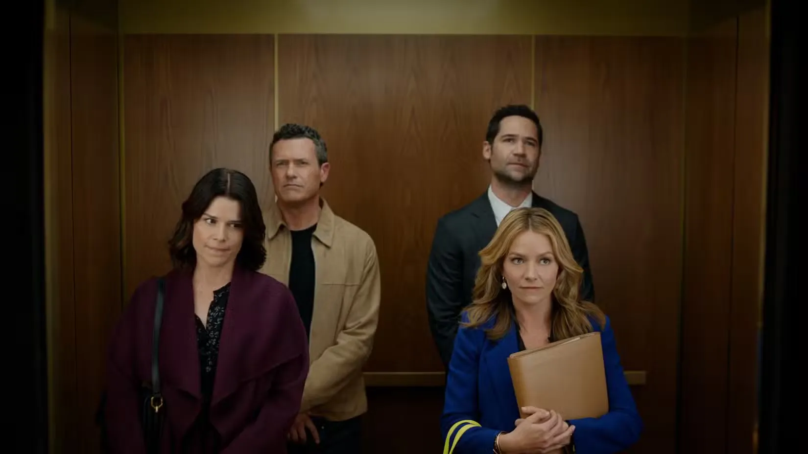 „Wie anders Neve Campbells Rückkehr zur 4. Staffel von The Lincoln Lawyer ist“ und neue Buchänderungen vom Co-Creator angekündigt