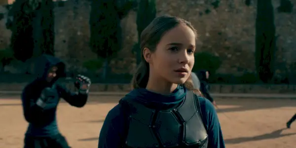 alba baptista jako ava v jeptišce bojovnice