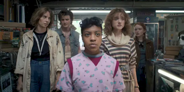 Maya Hawke, Joe Keery, Priah Ferguson, Natalia Dyer, Sadie Sin, Stranger Things, sezon 4