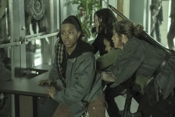 teória anjelov lauren cohan, lauren ridloff eleanor matsuura, chodiaca mŕtvola, finále 11. sezóny