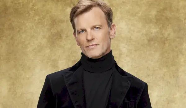 Alt ute: Trevor St. John er ferdig hos Young & Restless